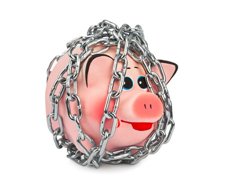 low interest rates lock poor into being poor