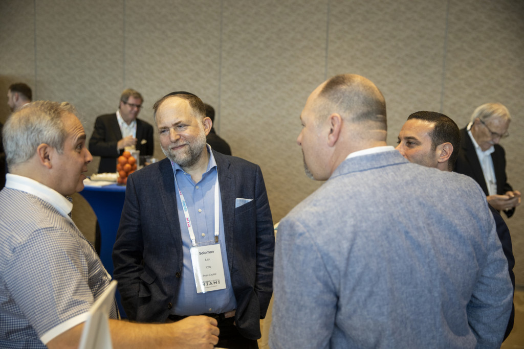 DeBanked_Miami_075_903A0315-E