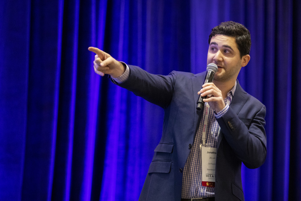 DeBanked_Miami_218_B37A0383-E